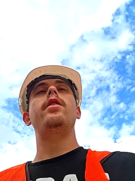 Snapshot of stonerkid578 chatting on 9, 10, 2025 stonerkid578 online show from 9, 10, 2025