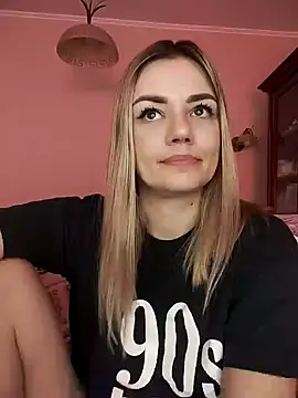 KrissSexi online show from 19, 3, 2025