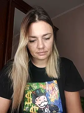 KrissSexi online show from 15, 10, 2025