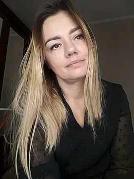 KrissSexi online show from 16, 10, 2025