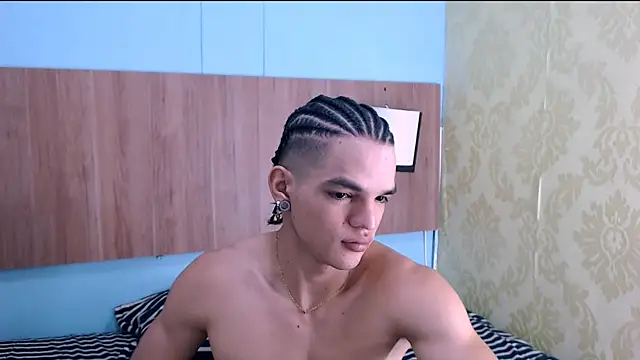 Snapshot of AlbertBernal69 chatting on 26, 1, 2025 AlbertBernal69 online show from 26, 1, 2025