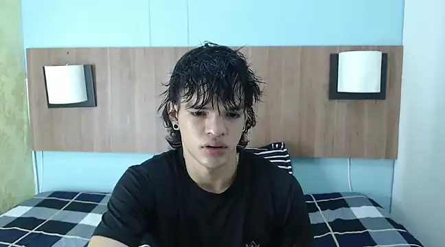 Snapshot of AlbertBernal69 chatting on 6, 2, 2025 AlbertBernal69 online show from 6, 2, 2025