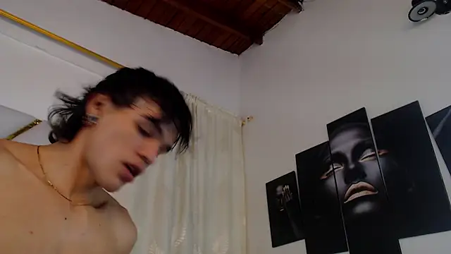 Snapshot of AlbertBernal69 chatting on 7, 2, 2025 AlbertBernal69 online show from 7, 2, 2025