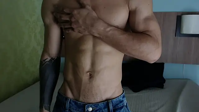 Snapshot of AlbertBernal69 chatting on 8, 2, 2025 AlbertBernal69 online show from 8, 2, 2025