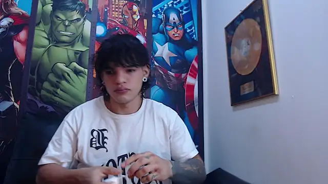 Snapshot of AlbertBernal69 chatting on 12, 3, 2025 AlbertBernal69 online show from 12, 3, 2025