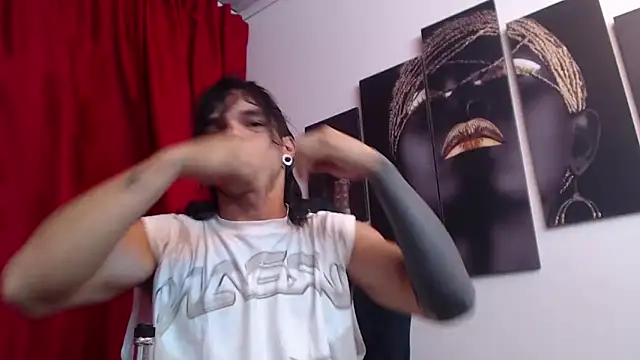 Snapshot of AlbertBernal69 chatting on 13, 9, 2025 AlbertBernal69 online show from 13, 9, 2025