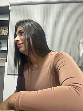 ZiaCalifa online show from 1, 12, 2025