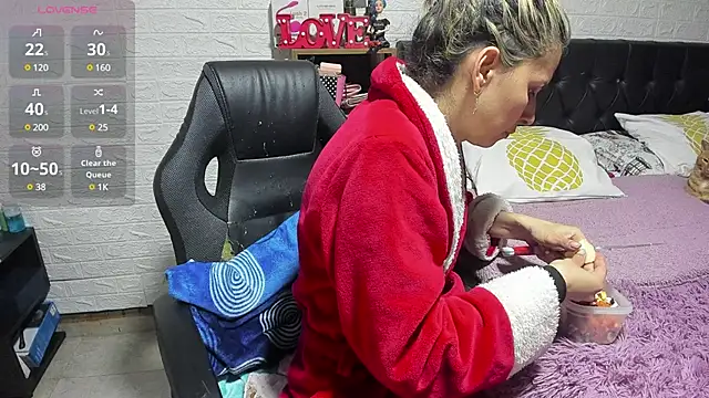 lauren ashlee online show from 18, 2, 2025