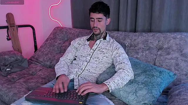 Snapshot of Mark_Kamper chatting on 19, 9, 2025 Mark Kamper online show from 19, 9, 2025