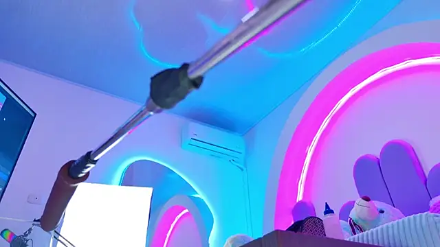 NathaxaLeans online show from 23, 3, 2026