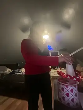 Snapshot of SummerBlueMoon chatting on 9, 2, 2026 SummerBlueMoon online show from 9, 2, 2026