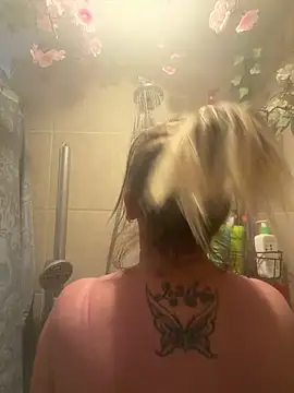 Snapshot of SummerBlueMoon chatting on 16, 2, 2026 SummerBlueMoon online show from 16, 2, 2026