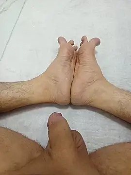 Hardapple01 online show from 1, 10, 2025