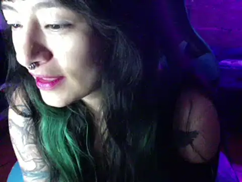 AngelaQueen  online show from 7, 1, 2025