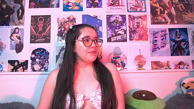 snowblack  online show from 15, 2, 2025