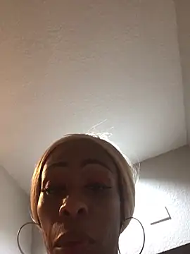 Snapshot of SlimBeenBadd1981 chatting on 3, 1, 2025 SlimBeenBadd1981 online show from 3, 1, 2025