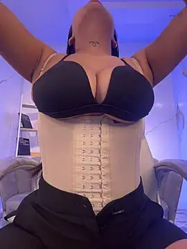 LunaBaker-1 online show from 23, 11, 2025