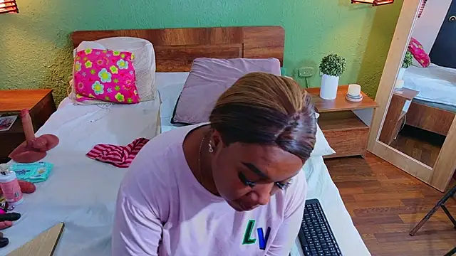 dannaahbrown online show from 27, 5, 2026