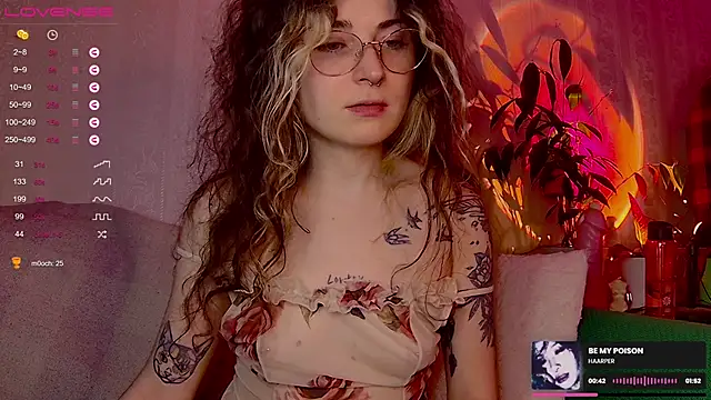 Snapshot of IttyKitty chatting on 14, 2, 2026 IttyKitty online show from 14, 2, 2026