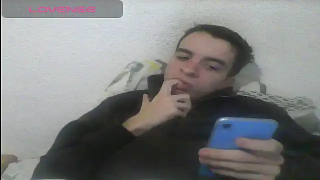 Snapshot of Tombgy07 chatting on 21, 12, 2024 Tombgy07 online show from 21, 12, 2024