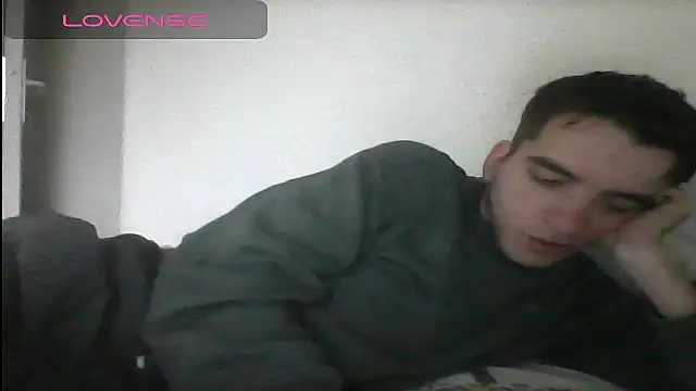 Snapshot of Tombgy07 chatting on 8, 2, 2025 Tombgy07 online show from 8, 2, 2025