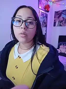 Snapshot of persefone_core chatting on 22, 11, 2025 persefone core online show from 22, 11, 2025