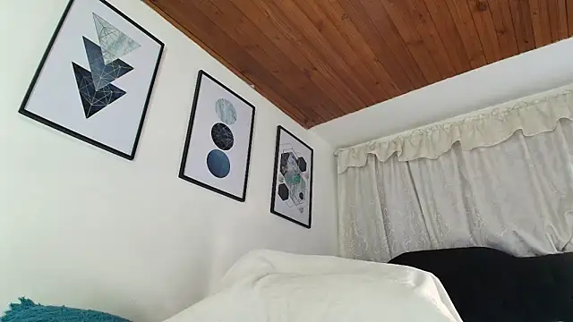 sam her online show from 25, 9, 2025