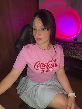 Megan lu2 online show from 19, 12, 2024