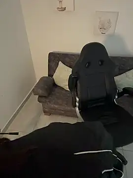 Megan lu2 online show from 24, 11, 2025