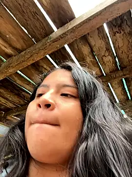 moncerrat luna online show from 11, 2, 2025