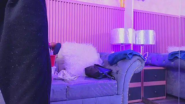 Snapshot of Emiily_Scott1 chatting on 6, 12, 2024 Emiily Scott1 online show from 6, 12, 2024