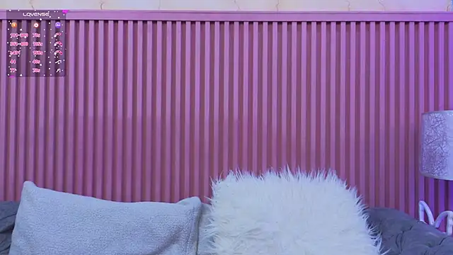 Snapshot of Emiily_Scott1 chatting on 7, 12, 2024 Emiily Scott1 online show from 7, 12, 2024