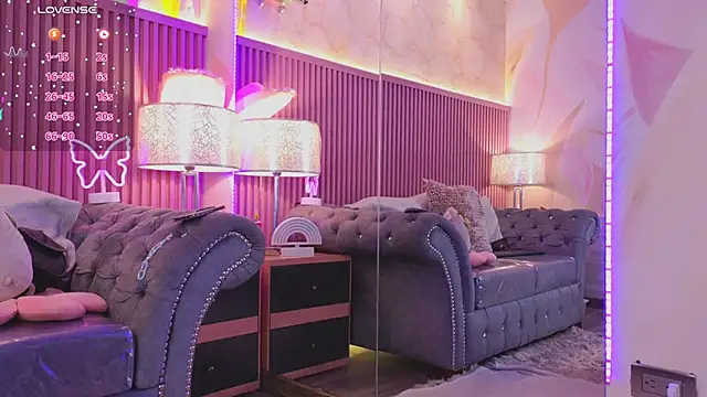 Snapshot of Emiily_Scott1 chatting on 18, 12, 2024 Emiily Scott1 online show from 18, 12, 2024