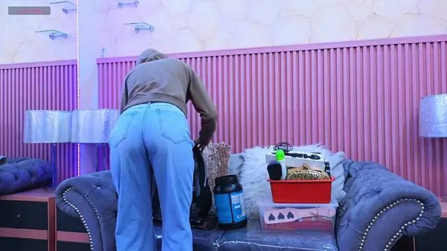 Snapshot of Emiily_Scott1 chatting on 13, 1, 2025 Emiily Scott1 online show from 13, 1, 2025