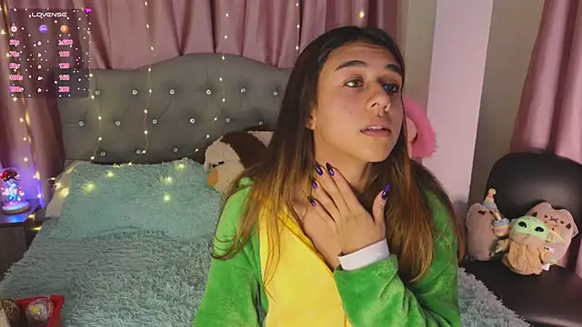 Snapshot of Emiily_Scott1 chatting on 24, 1, 2025 Emiily Scott1 online show from 24, 1, 2025