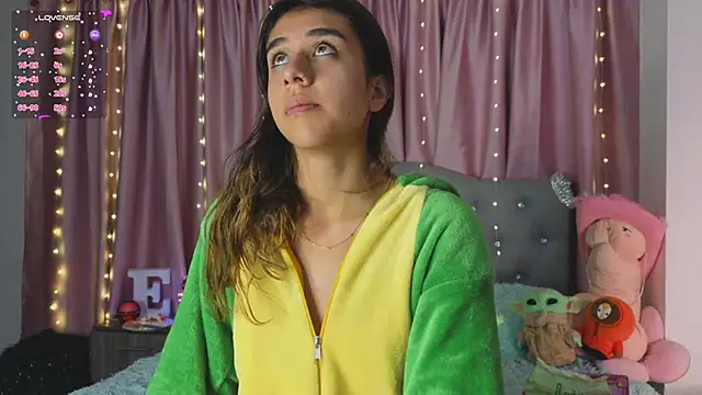 Snapshot of Emiily_Scott1 chatting on 25, 1, 2025 Emiily Scott1 online show from 25, 1, 2025