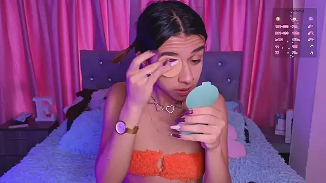 Snapshot of Emiily_Scott1 chatting on 2, 10, 2025 Emiily Scott1 online show from 2, 10, 2025