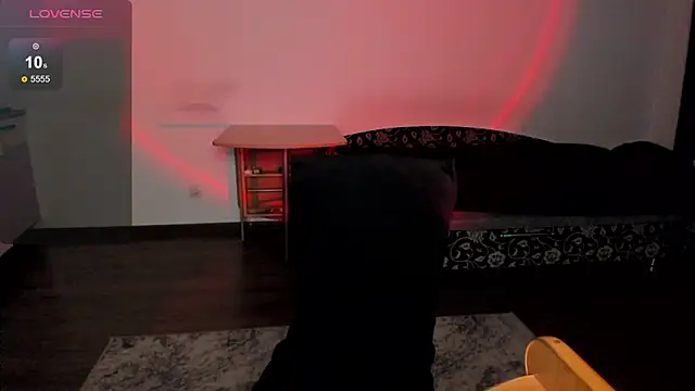 Snapshot of KitsuneRem chatting on 8, 2, 2026 KitsuneRem online show from 8, 2, 2026