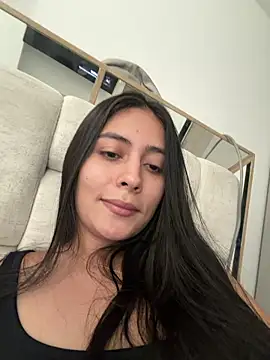 Sophie  Foxxx online show from 16, 4, 2026