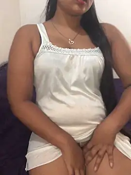 Snapshot of Rose_Olivia chatting on 20, 12, 2024 Rose Olivia online show from 20, 12, 2024