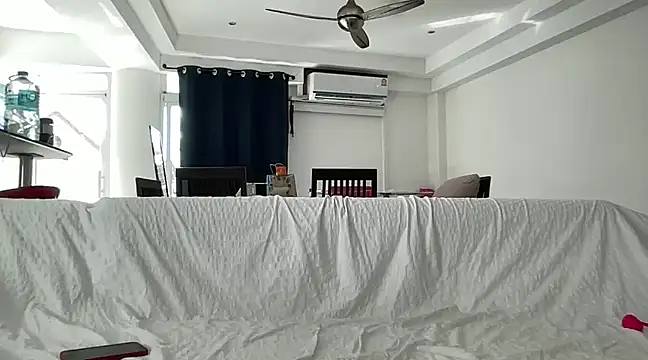 Snapshot of claudiacvc95 chatting on 9, 2, 2025 claudiacvc95 online show from 9, 2, 2025