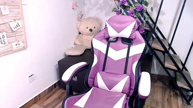 samantha baby  online show from 3, 3, 2026