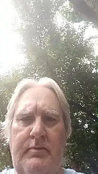 Snapshot of graham1980 chatting on 12, 9, 2025 graham1980 online show from 12, 9, 2025