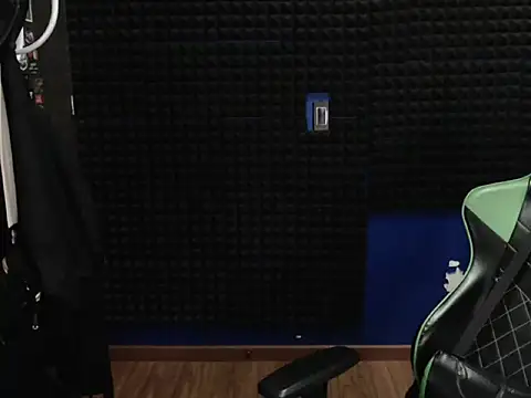 Curly Angel24 online show from 4, 2, 2026