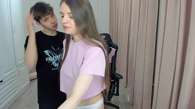 Snapshot of lil_cassie chatting on 24, 2, 2025 lil cassie online show from 24, 2, 2025