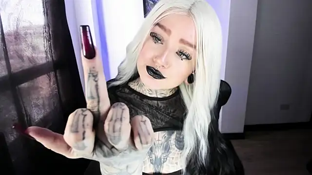 Snapshot of Anaii_Gomez chatting on 5, 11, 2025 Anaii Gomez online show from 5, 11, 2025