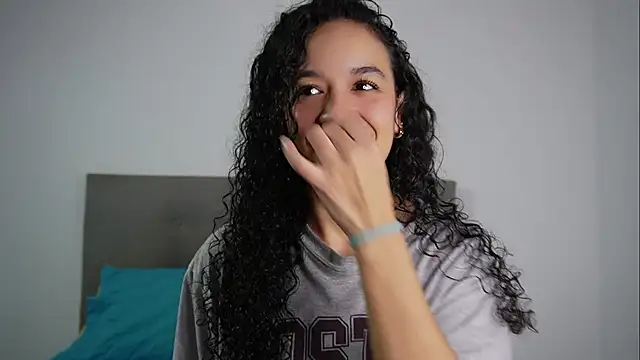 Snapshot of angela__98 chatting on 28, 9, 2025 angela 98 online show from 28, 9, 2025