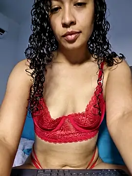 Snapshot of angela__98 chatting on 5, 7, 2026 angela 98 online show from 5, 7, 2026