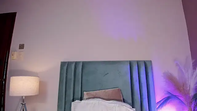 NoraDasilva online show from 10, 4, 2026