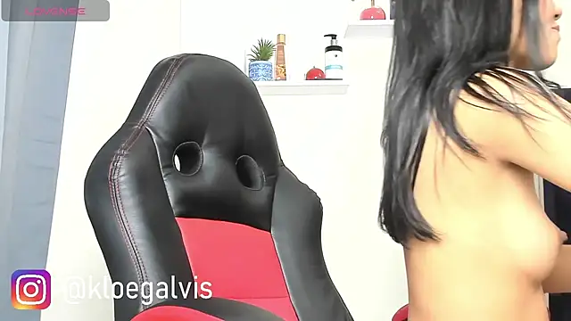 Kloe-squirts online show from 13, 3, 2025